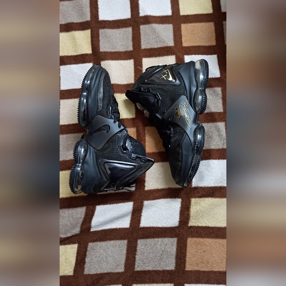 Nike Other - Nike Lebron Xix